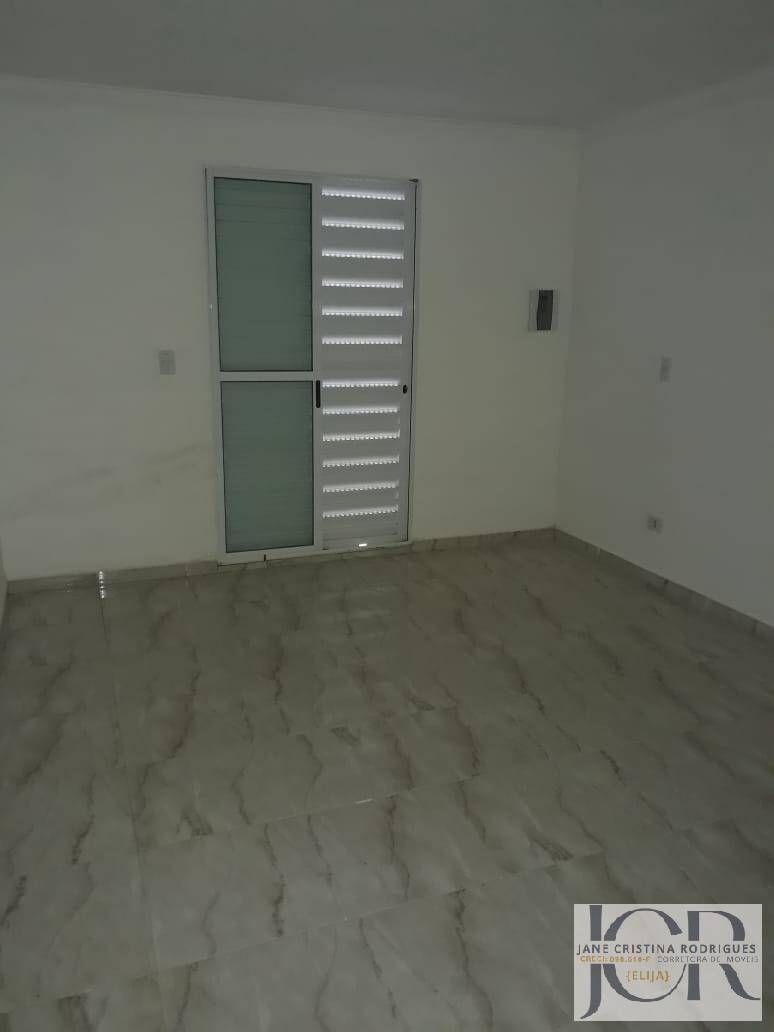 Casa à venda com 2 quartos, 75m² - Foto 6