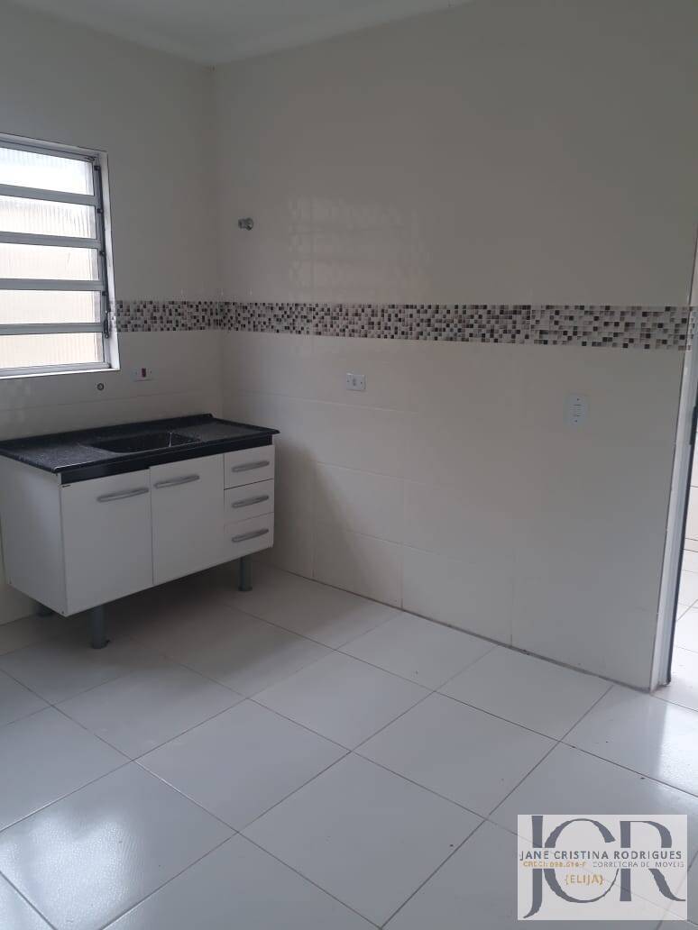 Casa à venda com 2 quartos, 75m² - Foto 9